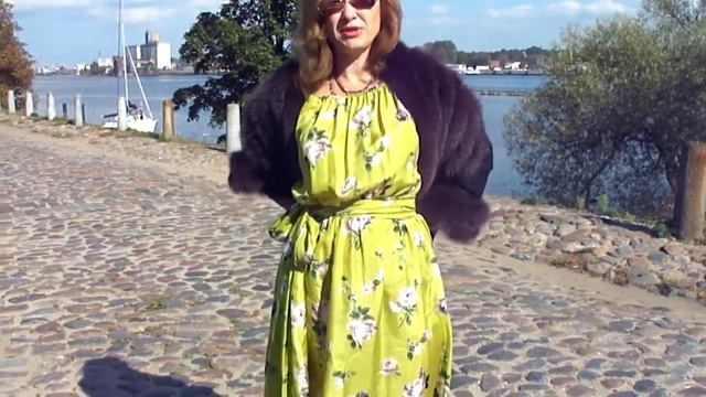 №1 GUY LAROCHE Франция.Манто-трансформормер из лисы в городе Рига смотреть онлайн