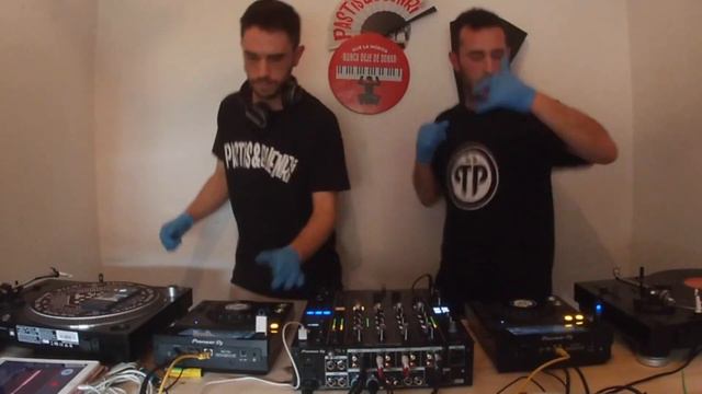Groove Gangsters en Directo 🔴 para RUIDO EN CASA FESTIVAL 🏠 // Toxik Family ☢️ смотреть онлайн
