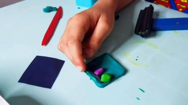 Геометрические фигуры для детей. Учим вместе с Романом Федотом круг, квадрат и треугольник. смотреть онлайн