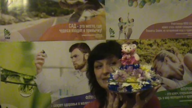 8-е марта - и мне дарили подарки и , конечно я дарила... смотреть онлайн