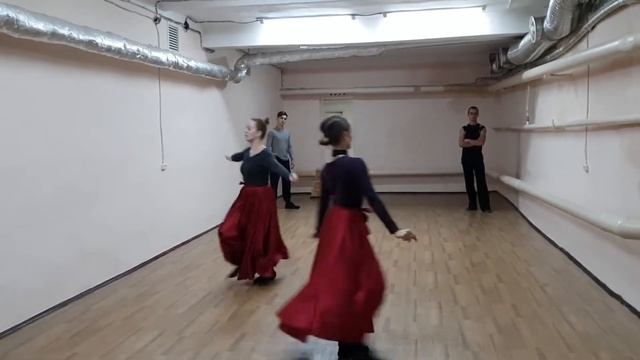 Этюд на матерiале циганського танцю смотреть онлайн