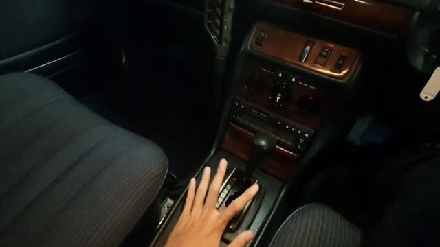 MACAN AMERIKA A.K.A Mercedes Benz W123 280E AUTOMATIC 86 смотреть онлайн