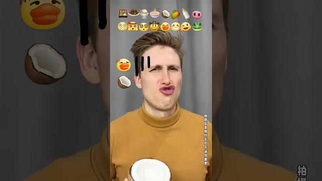 Best Emoji Eating Challenge so far // Лучший вызов по поеданию смайликов на сегодняшний день смотреть онлайн