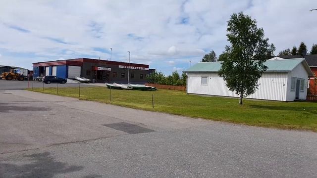 Из Финляндии в Швецию пешком за арктическим кругом смотреть онлайн