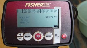 Fisher F-11 Металлоискатель - назначение кнопок