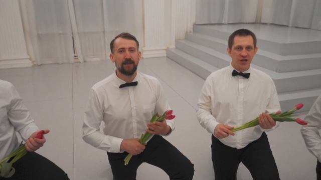 Для вас, милые женщины! Музыкальный подарок к 8 Марта от первого мужского хора «Азота» смотреть онлайн