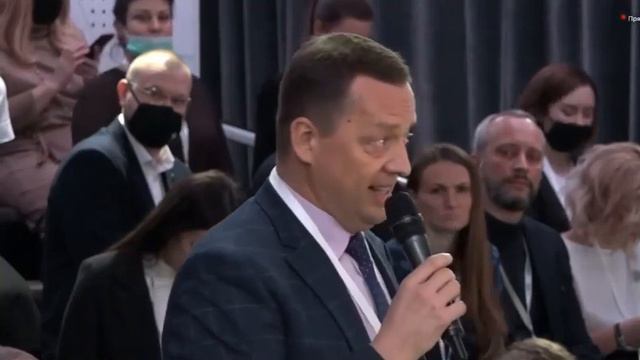 Выступление управляющего директора ПАО Пигмент на форуме "Химпром в деталях" смотреть онлайн