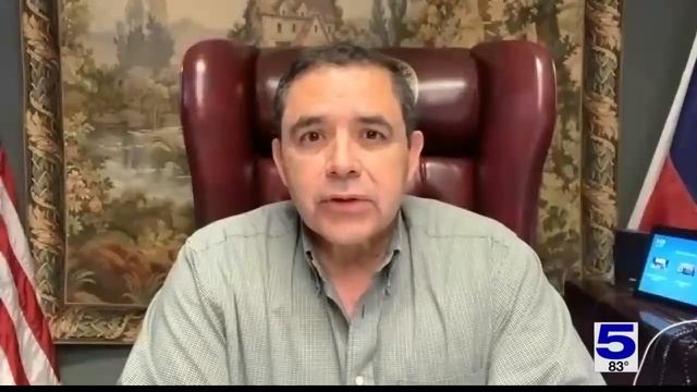 Title 42 to remain in place, local official react смотреть онлайн