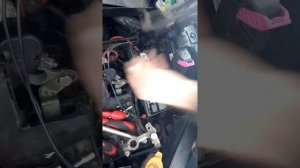 Opel Corsa D CDTi - блок предохранителей, достаю вторую часть.