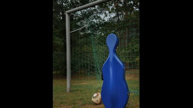 Hartwig Kuckuck: R. E. quiem für Violoncello solo - II. Spiel смотреть онлайн