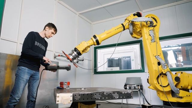 The Center of robotics and mechatronics — short смотреть онлайн