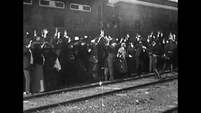 "A Train Robbery" - Shawn James and the Shapeshifters (Levon Helm) смотреть онлайн