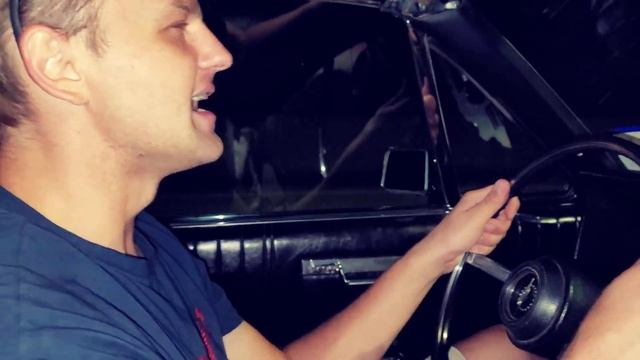 7.6V8 Lincoln Continental 1967, кабриолет Кенеди // Гараж 90х смотреть онлайн