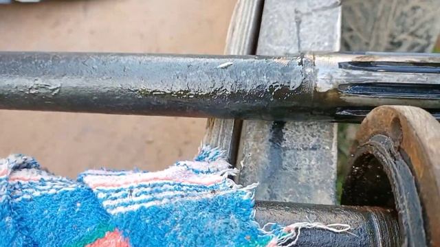 В нагляк порвал заднюю полуось (УАЗ)на вездеходе Банивур. смотреть онлайн