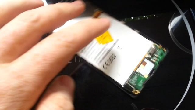 37. Замена тачскрина Sony Xperia J ST26i. Как разобрать? Ремонт телефонов смотреть онлайн