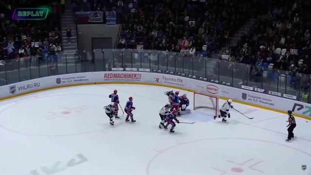 Официально: разбор эпизода матча АКМ — «Лада» смотреть онлайн