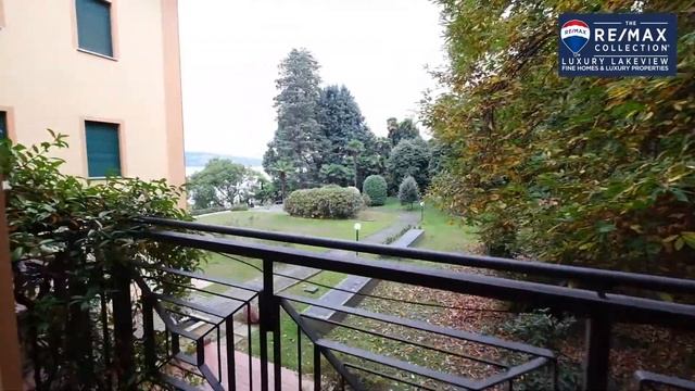 A Window Over Lake Maggiore смотреть онлайн