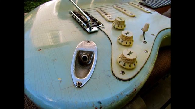 C#m minor/E major poppy rock ballad backing track смотреть онлайн