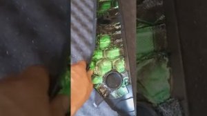 установка в штатных местах, пищалки,ниссан джук.