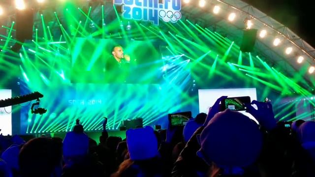 Mohombi Bumpy ride в СОЧИ 2014 спел без музыки смотреть онлайн