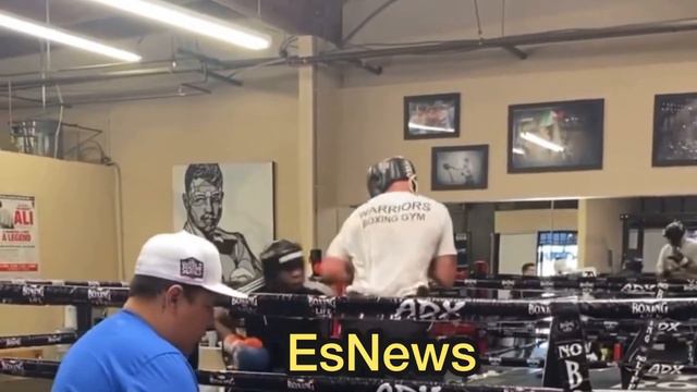 Ryan Garcia in vegas to Duppry frank sanchez training in his hotel to stay sharp смотреть онлайн