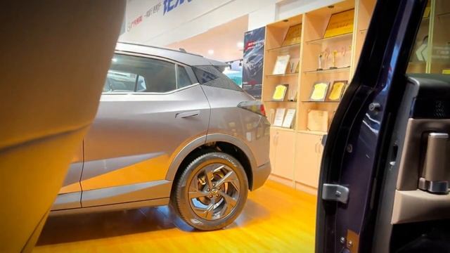 All New 2023 GAC Trumpchi E8 PHEV MPV - Exterior And Interior смотреть онлайн