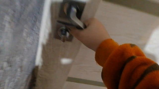 ТУТОР КАК ОТКРЫТЬ ДВЕРЬ И ЗАКРЫТЬ БЕЗ СМС И РЕГИСТРАЦИИ БЕЗ МАМИНОЙ КАРТочки смотреть онлайн