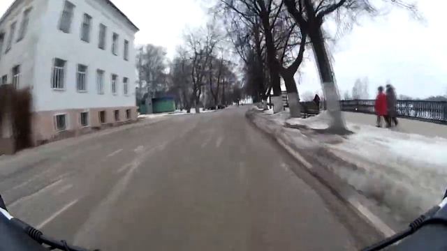 Январь. По набережной смотреть онлайн