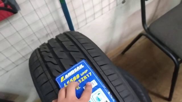 Бюджетная китайская шина Landsail смотреть онлайн