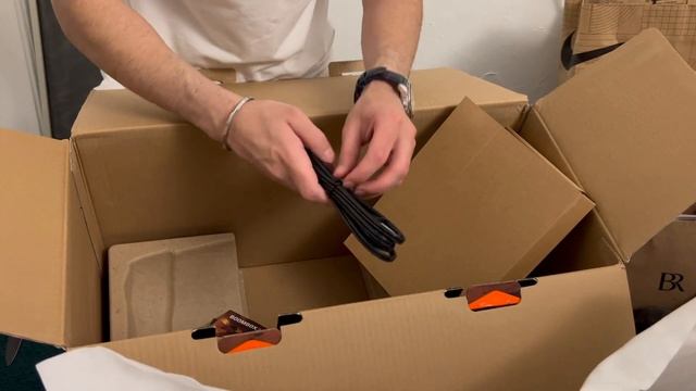 JBL Boombox 3 Unboxing and Sound test! смотреть онлайн
