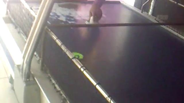 How to Play Air Hockey смотреть онлайн