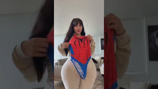 Amelia Curvy - Plus Size Model Influencer - Biography - Wiki - Outfits - Life Style смотреть онлайн