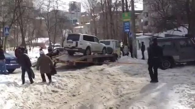 Спасение эвакуатора:) смотреть онлайн