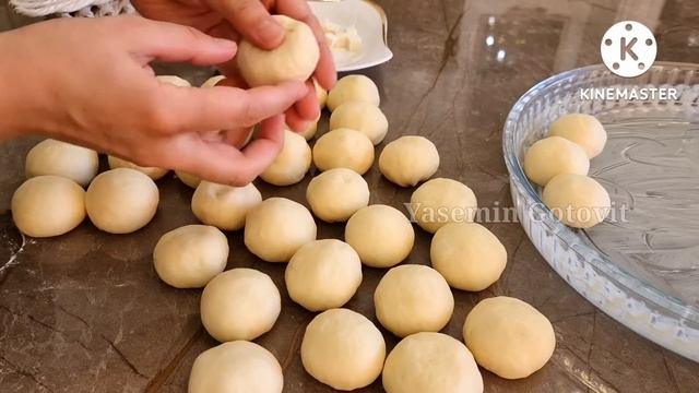 Просто добавьте уксус (9%),и все соседи будут просить рецепт! Они такие вкусные,воздушные и слоисты смотреть онлайн