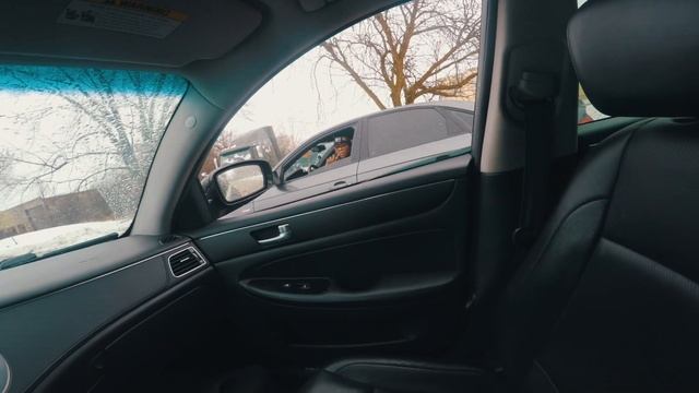 Genesis 5.0 R-Spec RWD VS Audi S4 Quattro In Snow смотреть онлайн