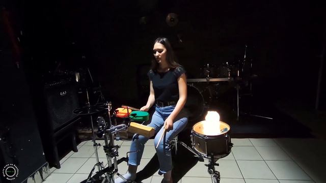 Настя - Maroon 5 - Animals (Percussion Cover) смотреть онлайн