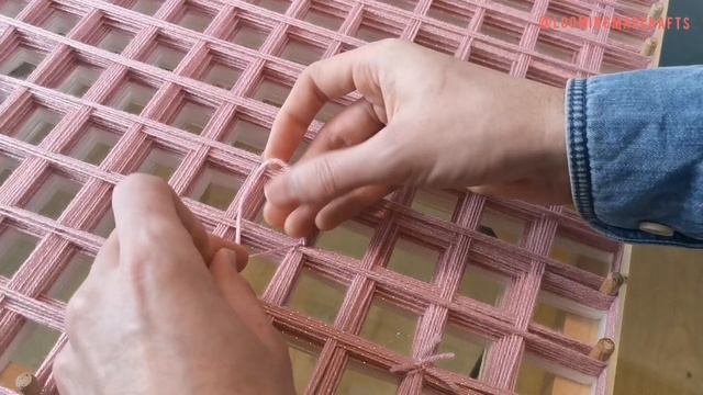 How To Make A Pom Pom Blanket - Beginners Guide To Loom Frames  - DIY Blanket Weaving Tutorial