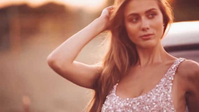 Закатное солнце - girl in the sunset смотреть онлайн