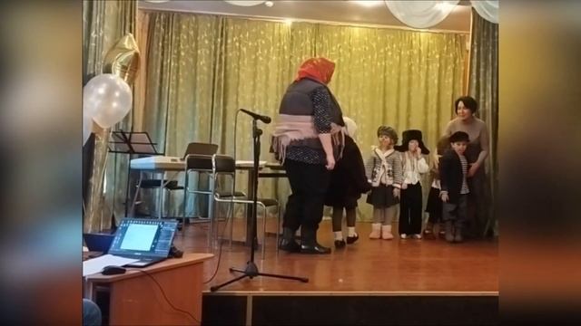 "ПОДРАНКИ", (Зверь или птица, раненные охотником) фрагменты из спектакля автор О. ГОРЯЧЕВ смотреть онлайн