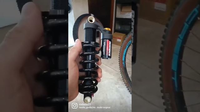 How to install your shock???#mtblife #ridefox #marzocchi #tunning #workshop #rideshimano #sram смотреть онлайн