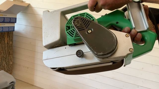 Köp Handbandslip Hitachi Belt sander 110 med bordsstativ på Klaravik смотреть онлайн