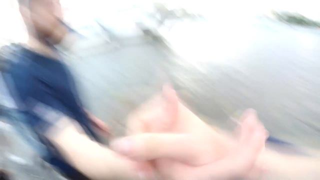 НЕЗАКОННО ПЕРЕПЛЫЛИ МОСКВУ РЕКУ НА МАТРАСЕ !!! Самое эпичное видео на РУССКОМ ЮТУБЕ ! смотреть онлайн