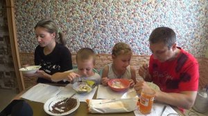 СЕМЕЙНЫЙ МУКБАНГ МОРОЖЕНОЕ | FAMILY MUKBANG ICE CREAM #icecream #mukbang #StepFamily #мукбанг