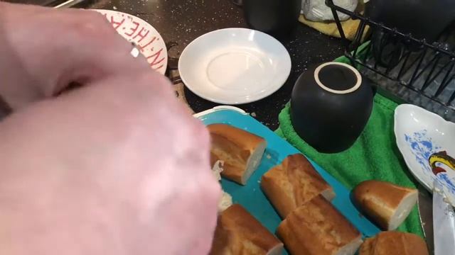 Пирожки в багете с сыром и грибами эпизод [N"47] смотреть онлайн
