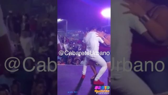 ? La controversial forma de Liro Shaq bailando bachata ?? смотреть онлайн