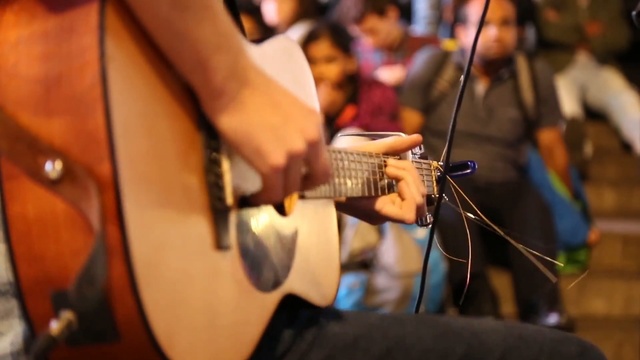 COLDPLAY - FIX YOU - STREET COVER ► Amazing Voice смотреть онлайн