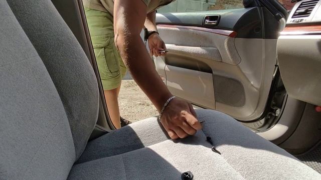 Как снять обшивку двери на Toyota Mark 2 110 кузов(JZX 110)