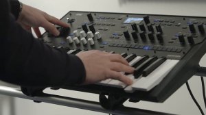 Korg Wavestate Synthesizer Introduction & Sound Demo