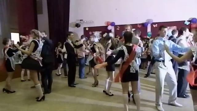 Последний звонок 2012г. Лицей №101. Вальс смотреть онлайн