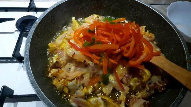 Рис с куриным филе на сковороде -Ароматно, вкусно и очень просто??❤ смотреть онлайн
